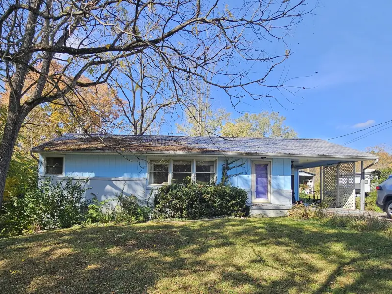 Whitley Hamilton Home Buyers Exterior Before